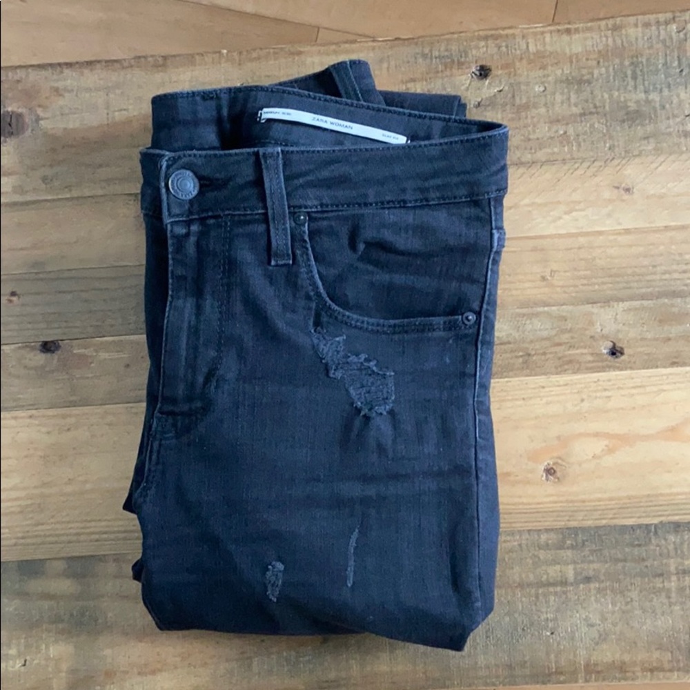 Zara Medium Rise Slim Fit Distressed Jeans
